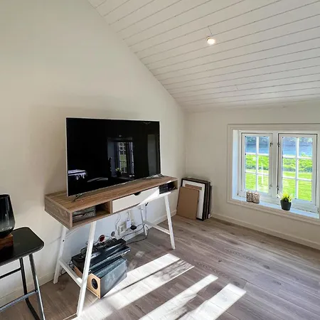 Feriehus Stunning In With Wifi Lyngdal
